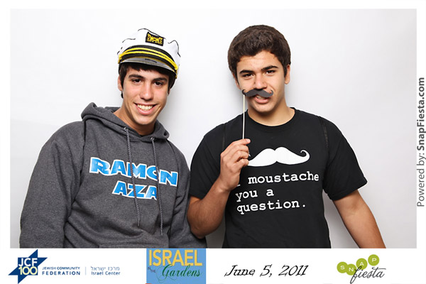 Photo Booth at Israel in the Gardens